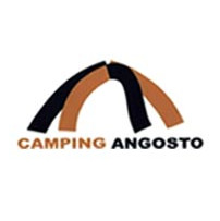 Camping de Angosto. Cabañas de madera y plazas para autocaravanas.